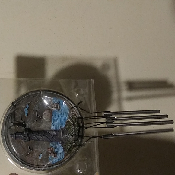 Victoria's Garden Decorative Windchime - Picture 1 of 4